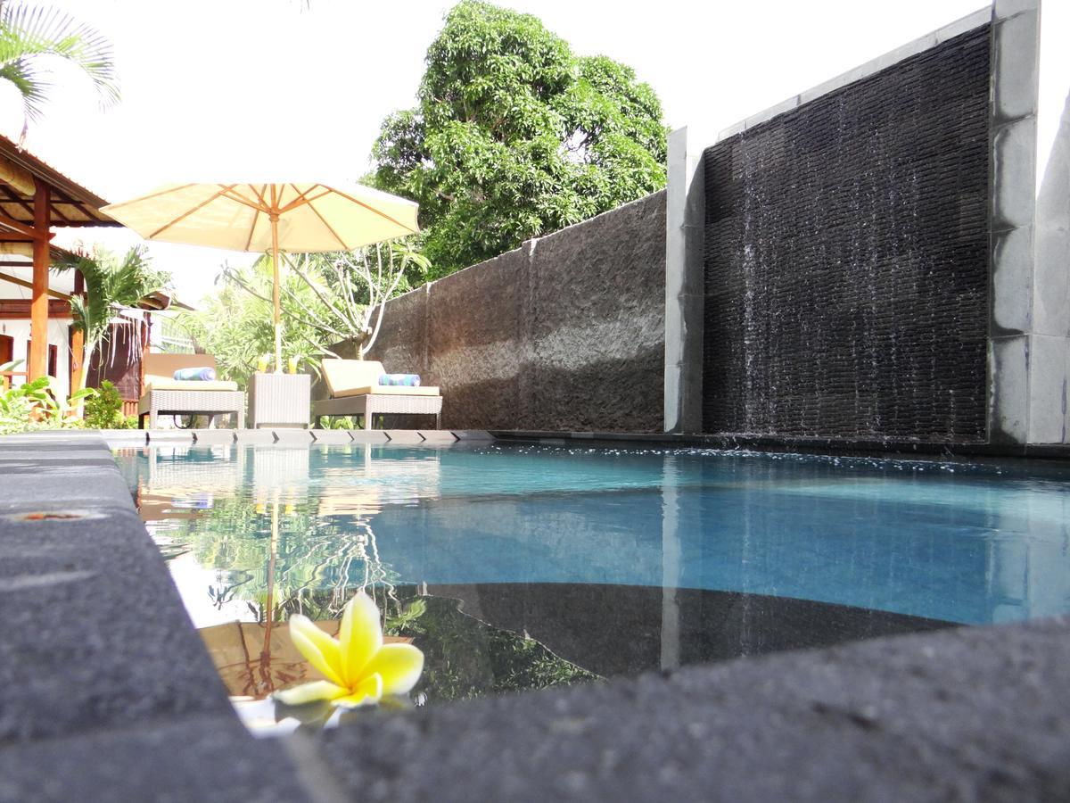 Isola D'Oro Lembongan Bed & Breakfast Nusa Lembongan  Exterior photo